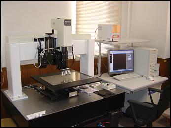 プリズム導光板検査用レーザー測定機